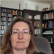Professeur des écoles donne des cours de soutien ou une aide aux devoirs à domicile niveau primaire et collège.
